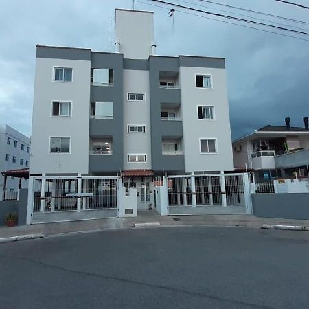 Apartamento Completo Com Garagem E Churrasqueira. Palhoça Eksteriør bilde